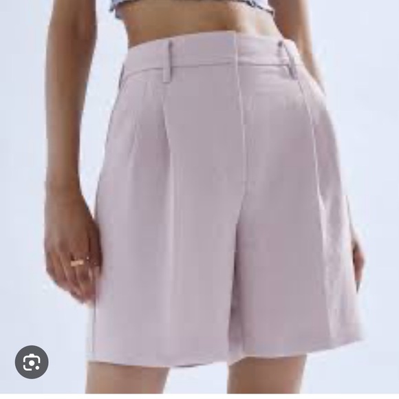 Wilfred the effortless pant cloudy lilac 5” short size 16 new - Picture 1 of 6